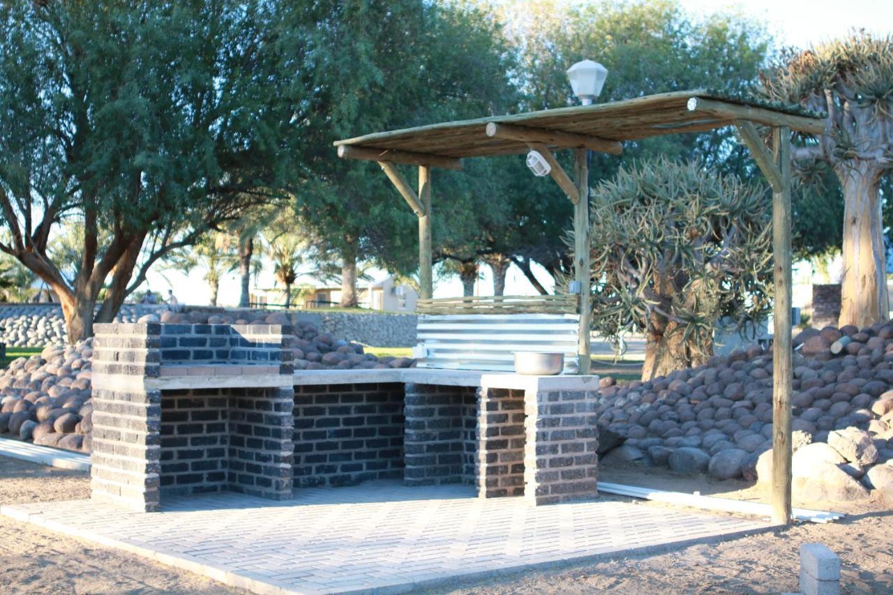 Maritz Country Lodge Keetmanshoop Bagian luar foto