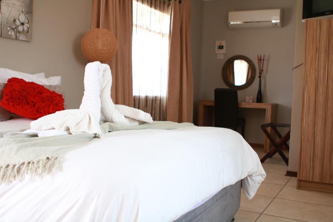Maritz Country Lodge Keetmanshoop Bagian luar foto