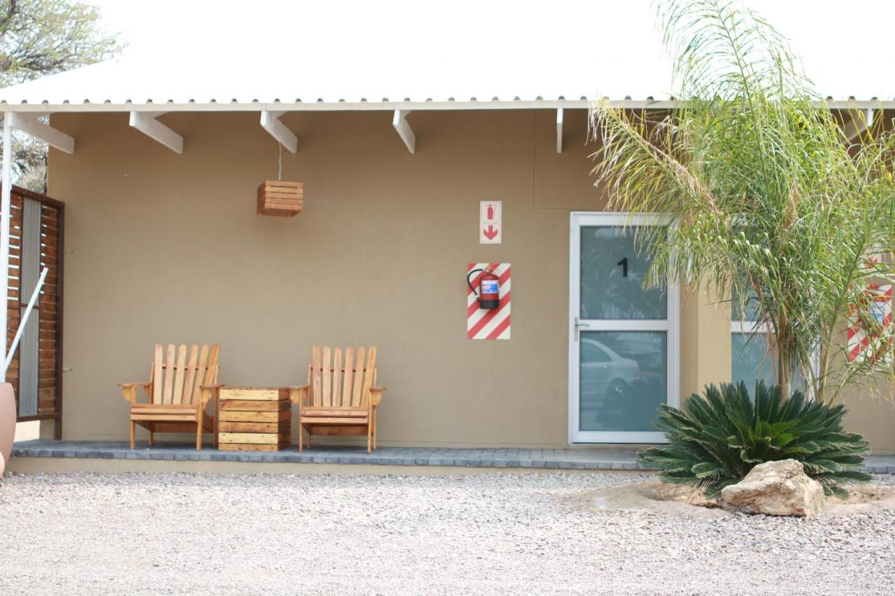Maritz Country Lodge Keetmanshoop Bagian luar foto