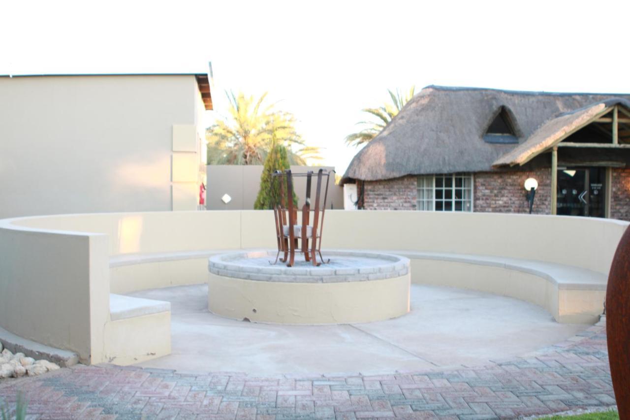 Maritz Country Lodge Keetmanshoop Bagian luar foto